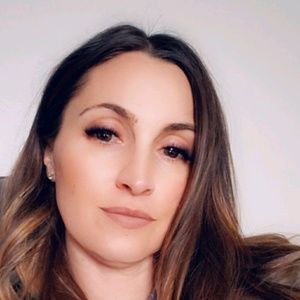 Meet your Posher, Serrina